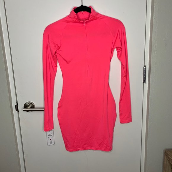 NWT NEON PINK BODYCON MINI DRESS - Picture 2 of 8